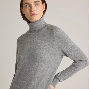 Quince Mongolian Cashmere Turtleneck Sweater | Heather Grey | XS